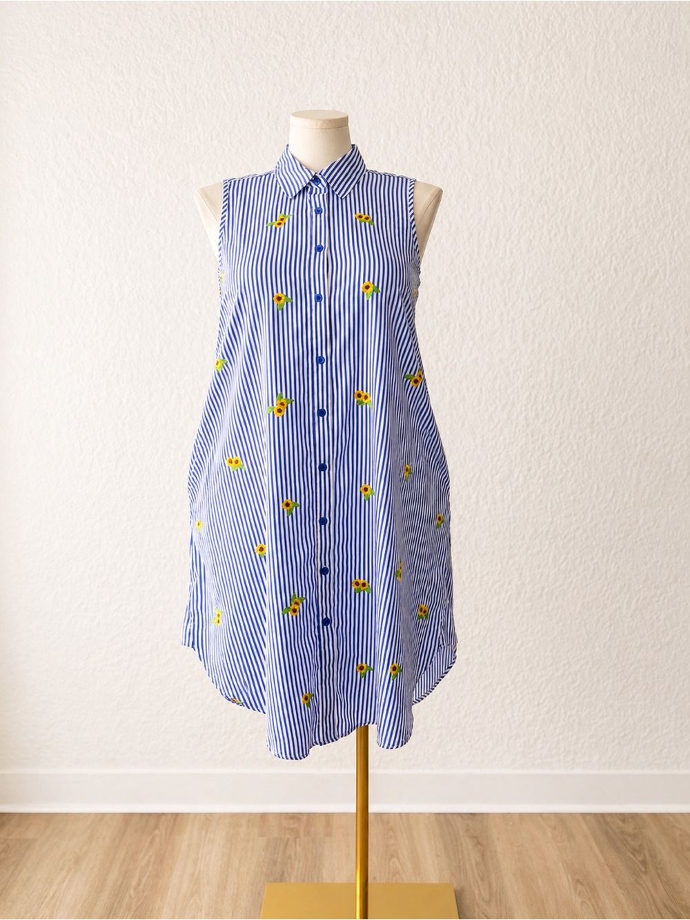 NWOT Blue & White Striped Sleeveless Sunflower Shirt Dress